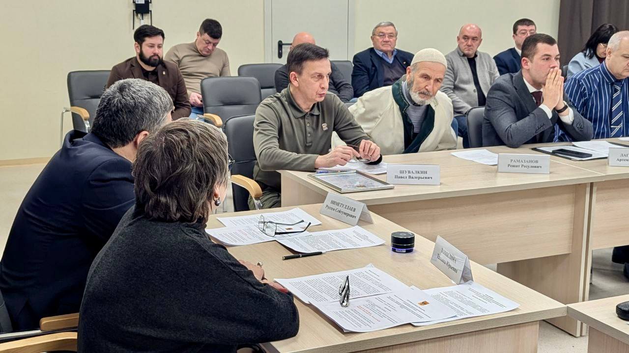 Круглый стол по вопросам межнационального единства Круглый стол по вопросам межнационального единства