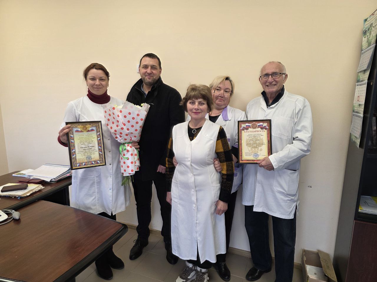 Представители партии "Единая Россия" поздравили фельдшеров Херсонской области с профессиональным праздником Представители партии "Единая Россия" поздравили фельдшеров Херсонской области с профессиональным праздником