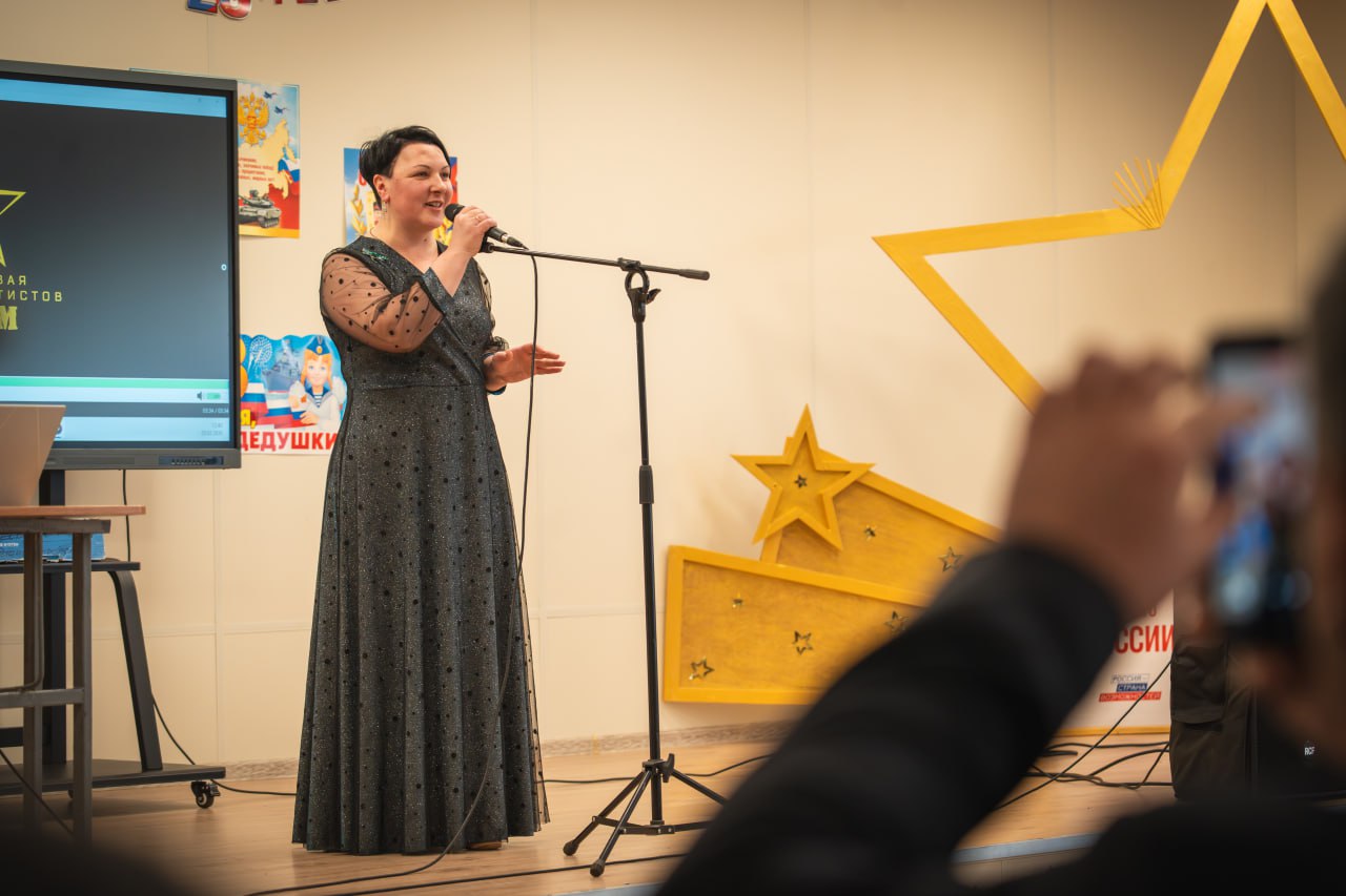 Герои живут среди нас и песни их будут жить вечно Герои живут среди нас и песни их будут жить вечно