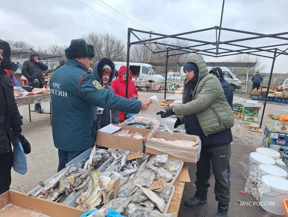 Сотрудники МЧС провели профилактические рейды в двух округах Херсонской области