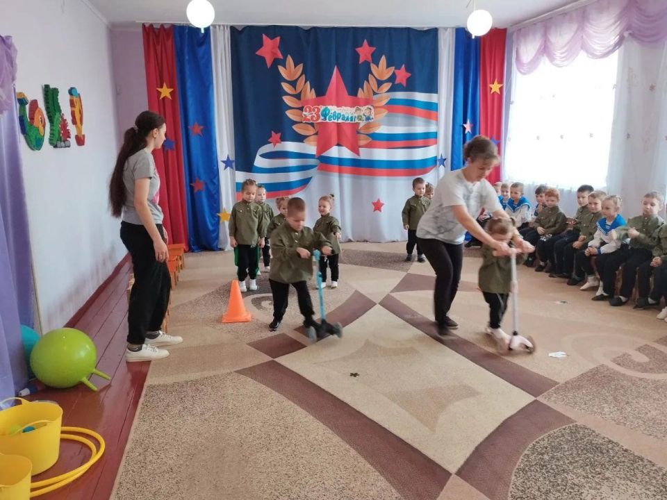 День защитника Отечества с папами и дедушками: мероприятие в Приморском детском саду «Золотая рыбка» Скадовского МО День защитника Отечества с папами и дедушками: мероприятие в Приморском детском саду «Золотая рыбка» Скадовского МО