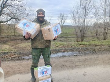 В преддверии Дня защитника Отечества школьники Каховского округа написали письма бойцам