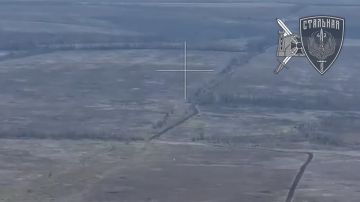 Артиллеристы отдельного танкового батальона 42-й гвардейской дивизии ЮВО из состава ГрВ "Днепр" «разбирают» укрепления ВСУ на переднем крае