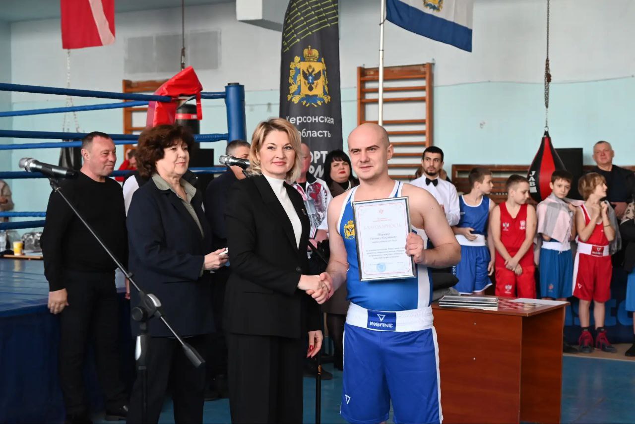 Более 60 спортсменов Херсонской области приняли участие в турнире по боксу памяти лейтенанта Владимира Большакова Более 60 спортсменов Херсонской области приняли участие в турнире по боксу памяти лейтенанта Владимира Большакова