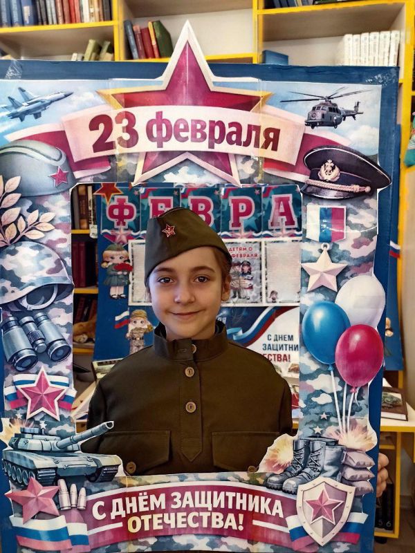 В Любимовском учреждении культуры прошел час мужества «На страже Родины!» В Любимовском учреждении культуры прошел час мужества «На страже Родины!»