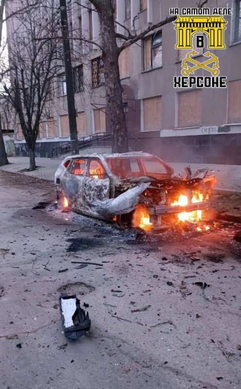 Вчера вечером неизвестные совершили две атаки на сотрудников правоохранительных органов в Херсоне Вчера вечером неизвестные совершили две атаки на сотрудников правоохранительных органов в Херсоне