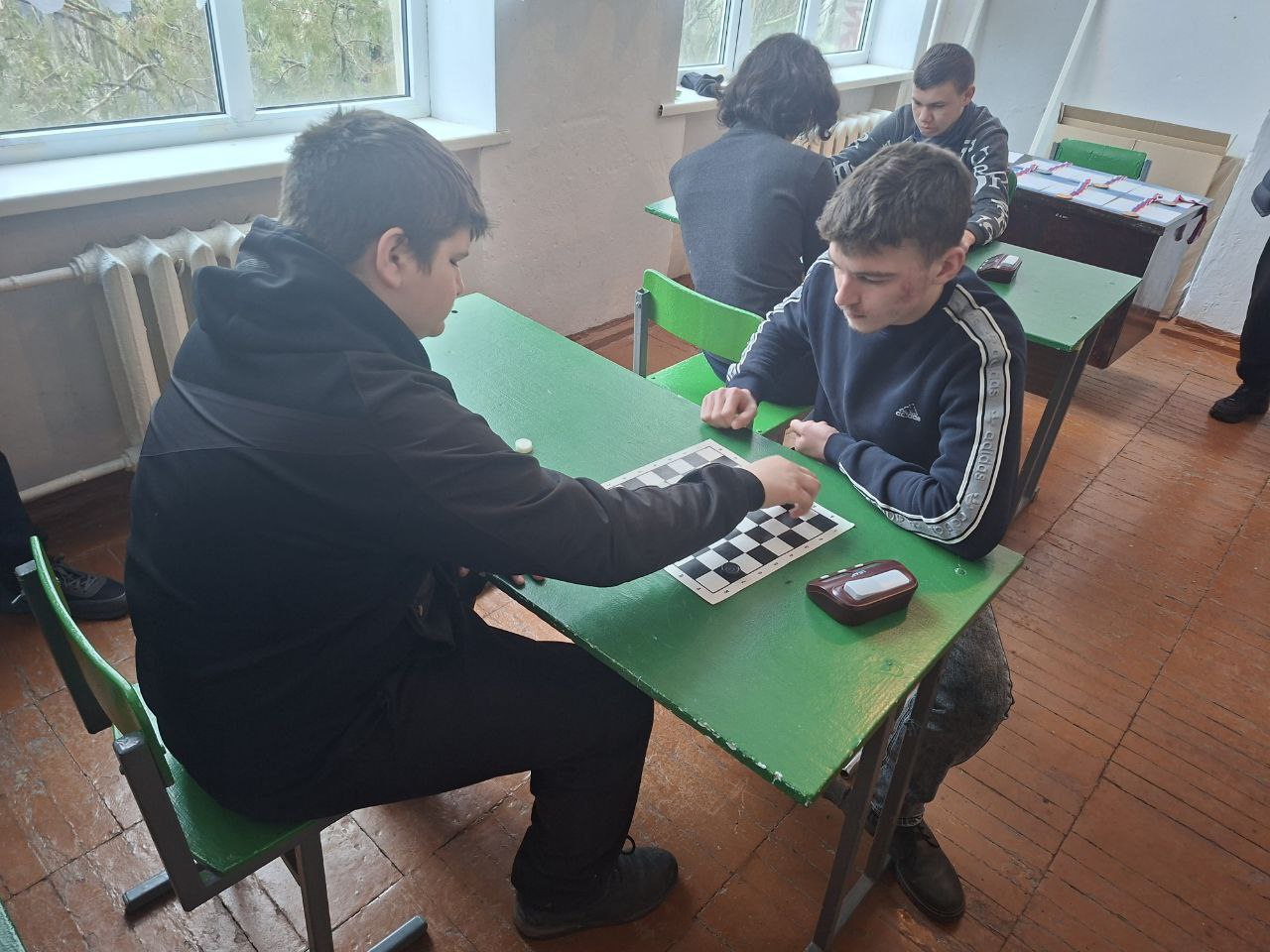 24 февраля в Нижних Серогозах прошло открытое первенство ГБУ ДО ХО "Спортивная школа #4 «Скиф» по шашкам среди юношей и девушек, приуроченное ко Дню защитника отечества 24 февраля в Нижних Серогозах прошло открытое первенство ГБУ ДО ХО "Спортивная школа #4 «Скиф» по шашкам среди юношей и девушек, приуроченное ко Дню защитника отечества