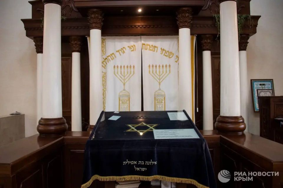 В Севастополе живут 3,6 тысячи семей ортодоксальных евреев В Севастополе живут 3,6 тысячи семей ортодоксальных евреев