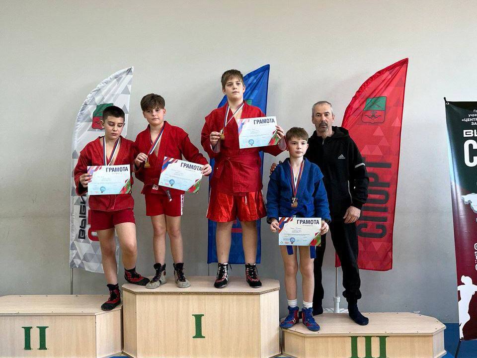 Сильнейшие — в Мелитополе: юные самбисты Херсонской области завоевали награды ко Дню защитника Отечества Сильнейшие — в Мелитополе: юные самбисты Херсонской области завоевали награды ко Дню защитника Отечества