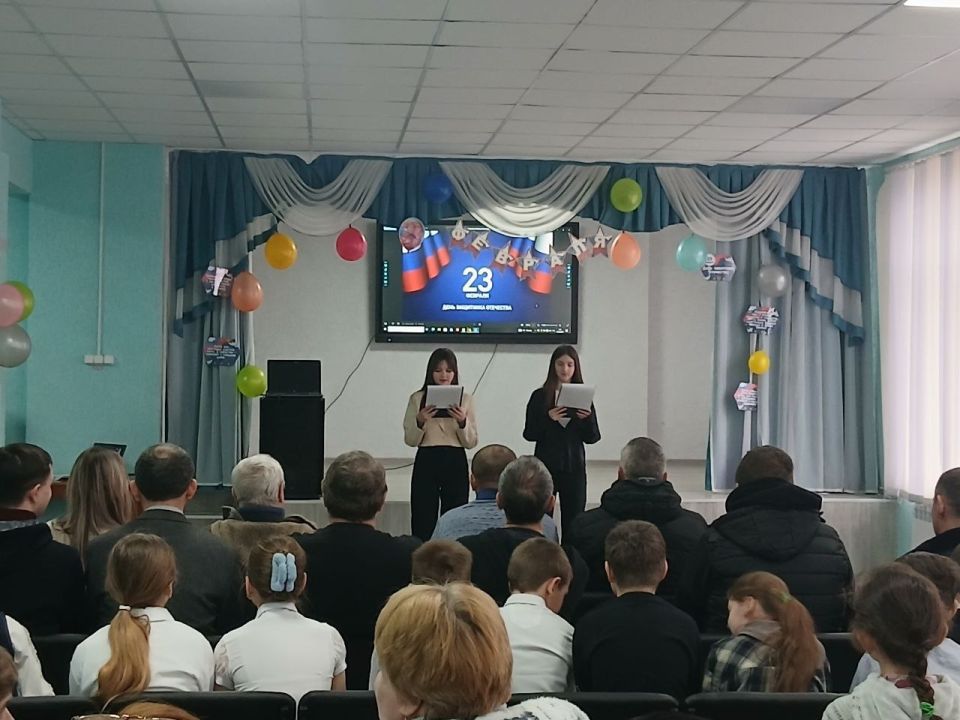 В ГБОУ ХО «Нижнесерогозская школа Нижнесерогозского района » прошли торжественные мероприятия, посвященные одному из самых значимых праздников в календаре нашей страны — Дню защитника Отечества В ГБОУ ХО «Нижнесерогозская школа Нижнесерогозского района » прошли торжественные мероприятия, посвященные одному из самых значимых праздников в календаре нашей страны — Дню защитника Отечества