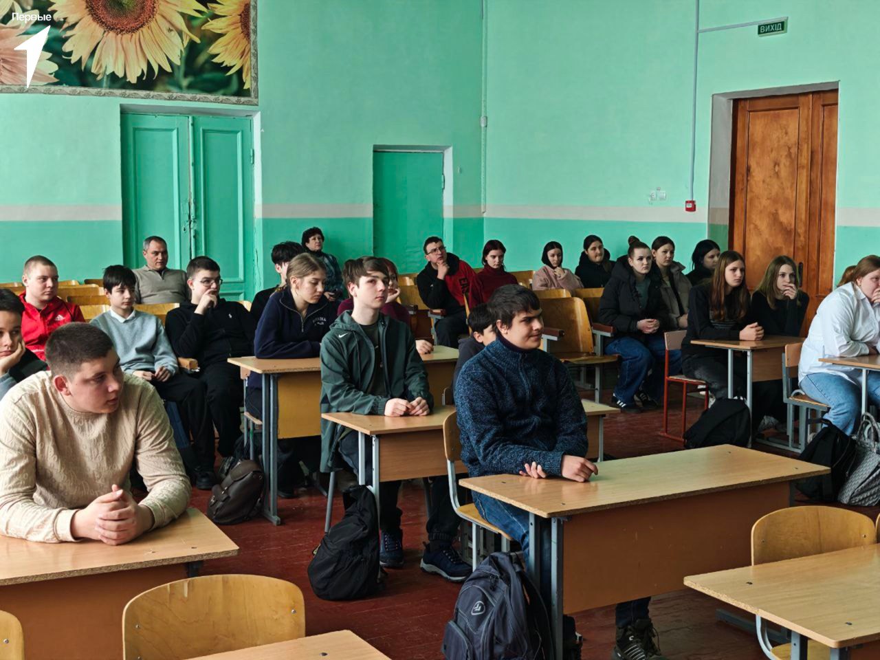 Первые Михайловской школы приняли участие в круглом столе Первые Михайловской школы приняли участие в круглом столе