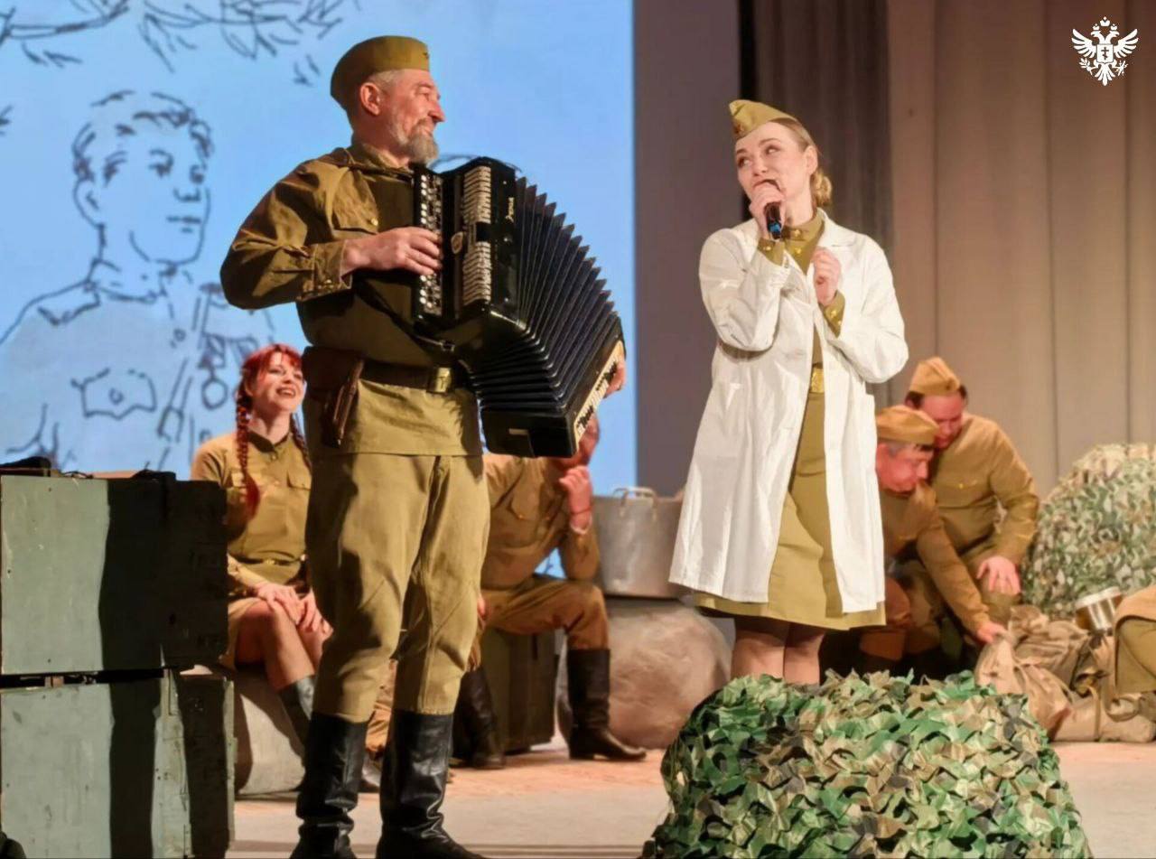 Семьи защитников Херсонщины посетили театрализованную программу, приуроченную ко Дню защитника Отечества Семьи защитников Херсонщины посетили театрализованную программу, приуроченную ко Дню защитника Отечества