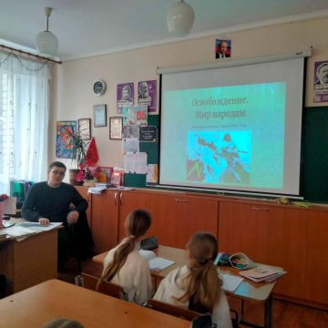 Студент ХГПУ провёл в Скадовской школе урок мужества для пятиклассников