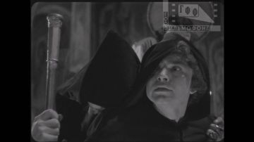 Дорогие подписчики!. Сегодня ночью мы подготовили для вас сериал Иван Грозный, 2 серия (режиссер — Сергей Эйзенштейн)