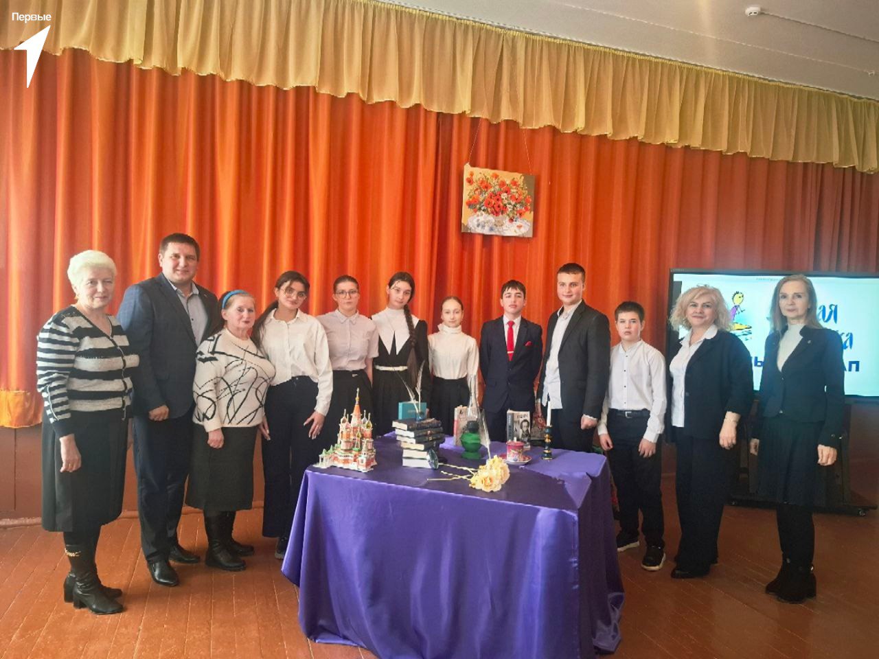 Первые Чаплинской школы № 2 приняли участие в конкурсе чтецов «Живая классика» Первые Чаплинской школы № 2 приняли участие в конкурсе чтецов «Живая классика»