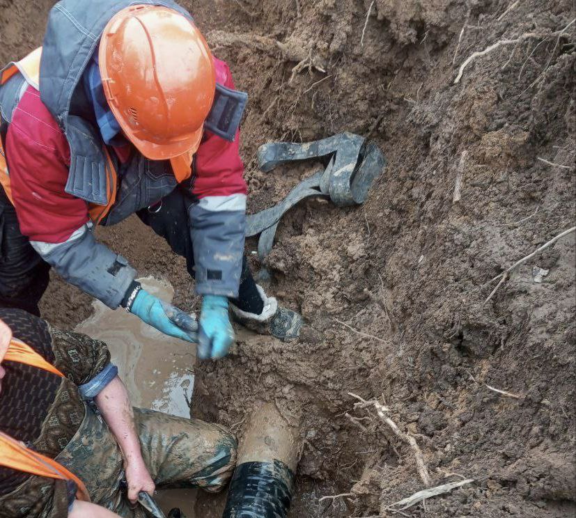 Сотрудники Генического ТПУ провели комплекс мероприятий по поддержанию надежной работы коммунальных систем в населенных пунктах округа Сотрудники Генического ТПУ провели комплекс мероприятий по поддержанию надежной работы коммунальных систем в населенных пунктах округа