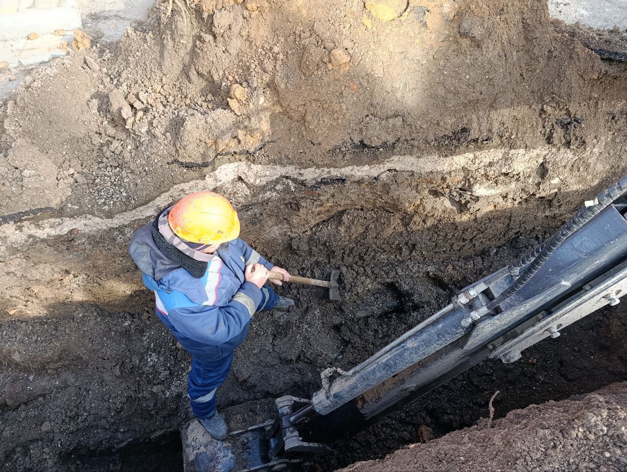 Сотрудники Генического ТПУ провели комплекс мероприятий по поддержанию надежной работы коммунальных систем в населенных пунктах округа Сотрудники Генического ТПУ провели комплекс мероприятий по поддержанию надежной работы коммунальных систем в населенных пунктах округа