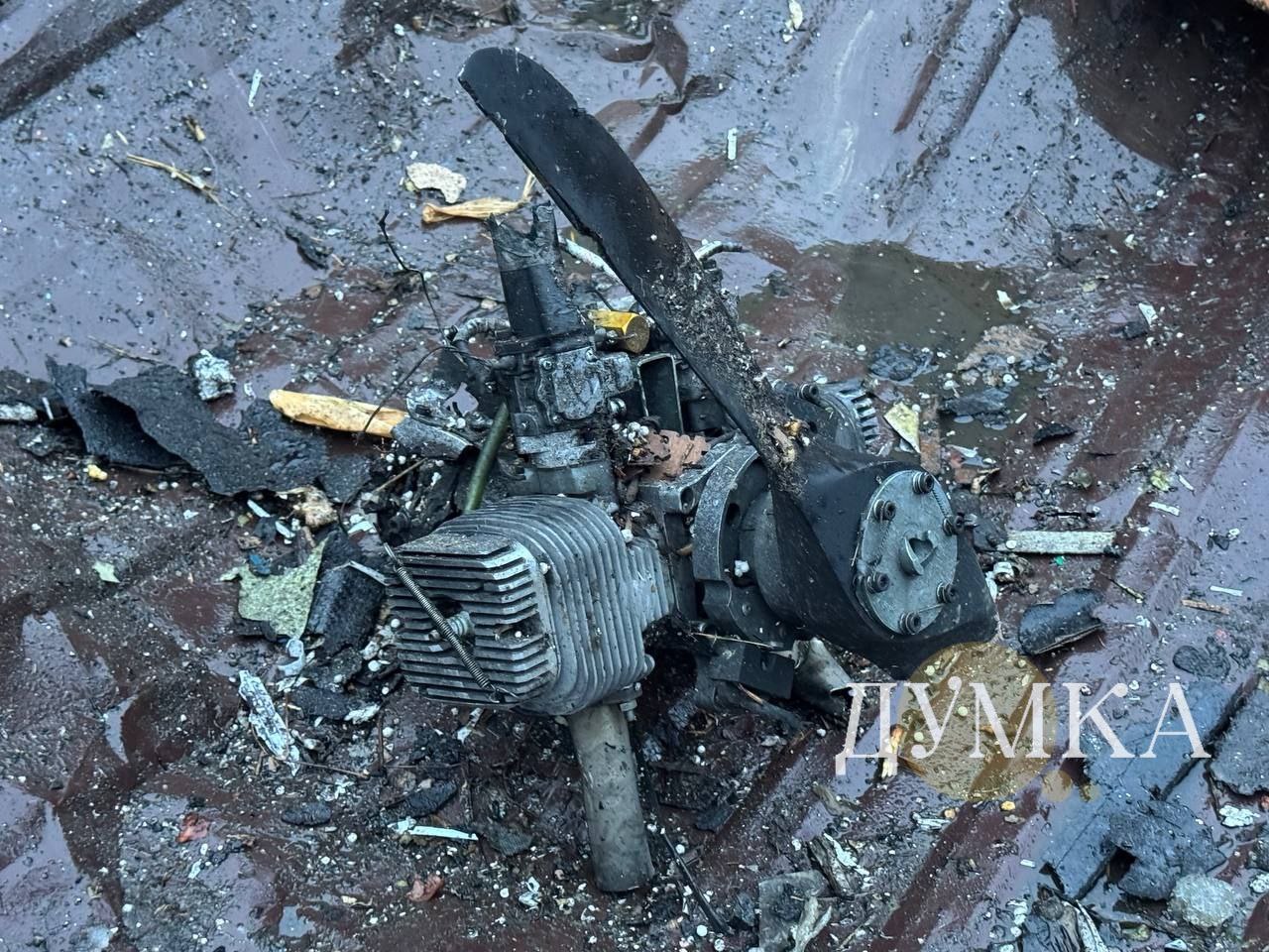 В Харькове удар пришелся по многоквартирному дому В Харькове удар пришелся по многоквартирному дому