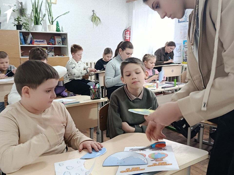 Первые Горностаевской школы провели мастер-класс по созданию открыток Первые Горностаевской школы провели мастер-класс по созданию открыток