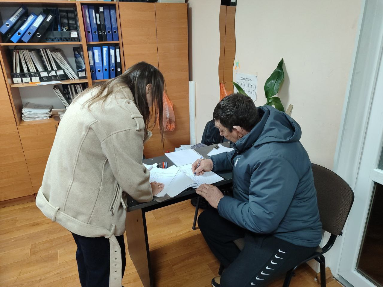 В отделении ГКУ ХО «ЦЗН ХО» в Алешкинском МО состоялся тренинг по социальной адаптации