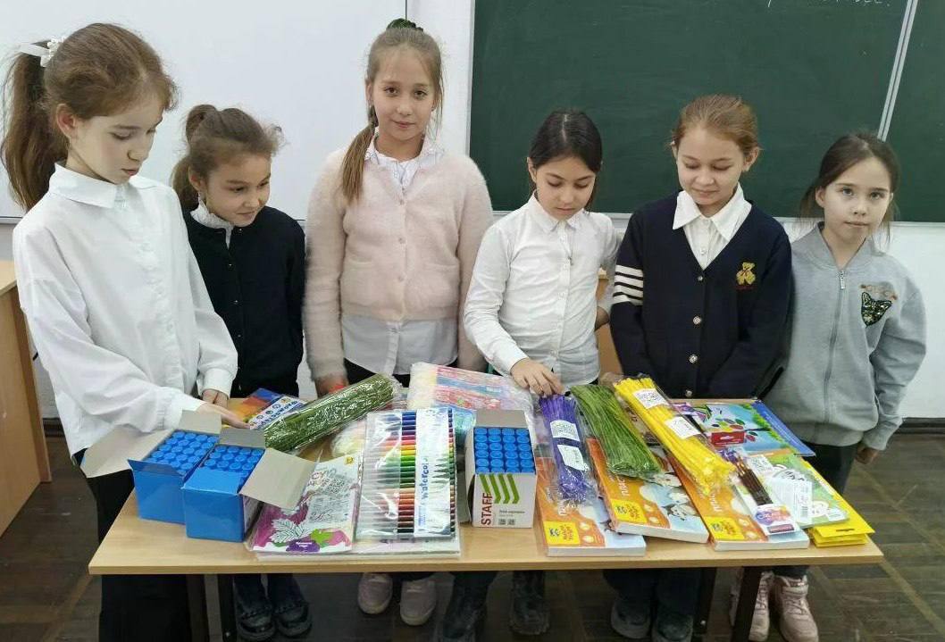 Адыгея направила наборы для творчества в детский сад Генического района Адыгея направила наборы для творчества в детский сад Генического района