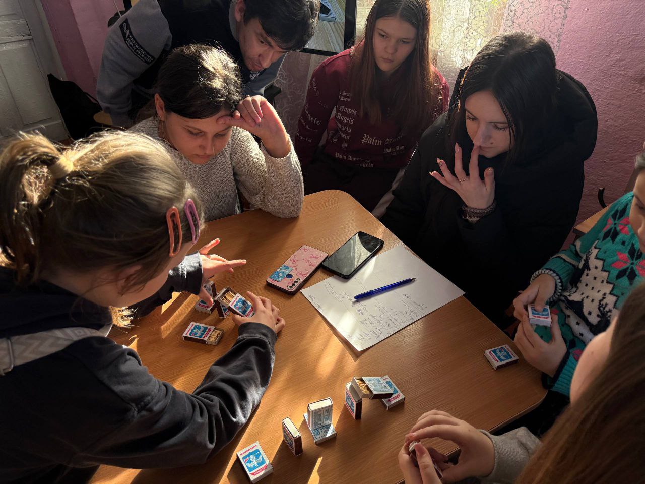 Костогрызовские школьники узнали о подвигах Героев Каховки Костогрызовские школьники узнали о подвигах Героев Каховки