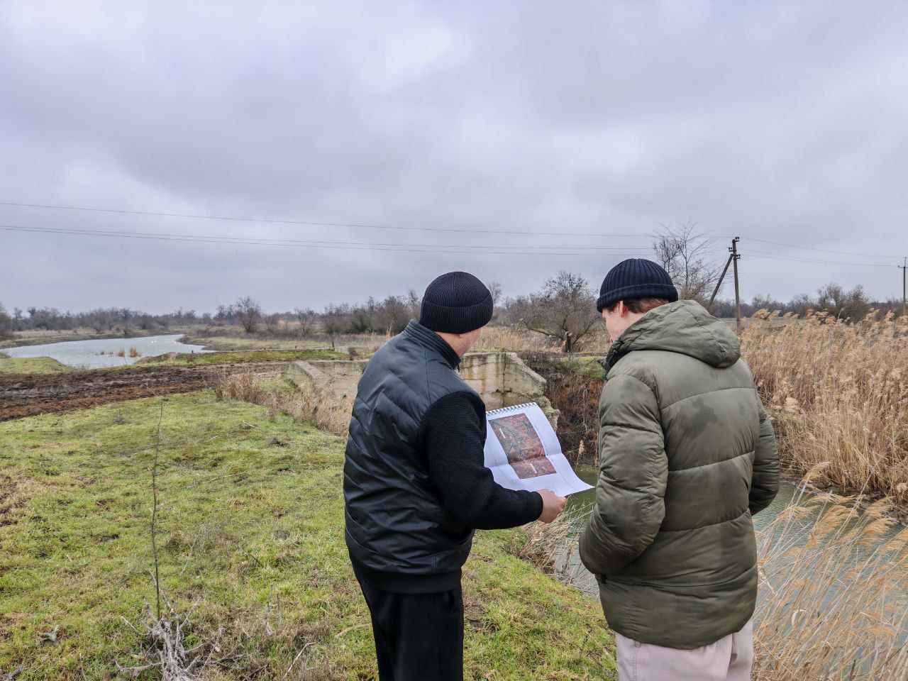 В Херсонской области продолжается очистка реки Каланчак В Херсонской области продолжается очистка реки Каланчак