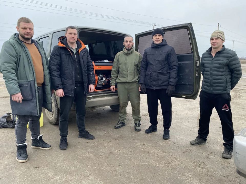 Рамиль Замалетдинов: Передали мощный генератор в распоряжение управления группировки войск «Днепр» Рамиль Замалетдинов: Передали мощный генератор в распоряжение управления группировки войск «Днепр»