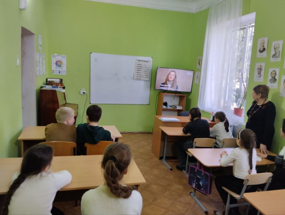 Фонд "Мост поколений" совместно с организаторами Всероссийского фестиваля "Перерыв на кино" проводит значимое мероприятие, посвященное празднованию Дня защитника Отечества Фонд "Мост поколений" совместно с организаторами Всероссийского фестиваля "Перерыв на кино" проводит значимое мероприятие, посвященное празднованию Дня защитника Отечества