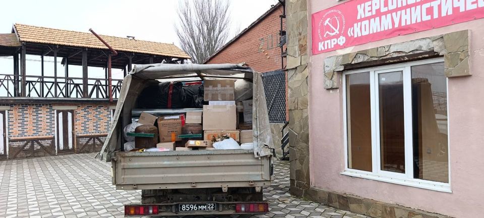 Гуманитарный десант из Ульяновска: 20 тонн помощи доставлены на передовую Гуманитарный десант из Ульяновска: 20 тонн помощи доставлены на передовую