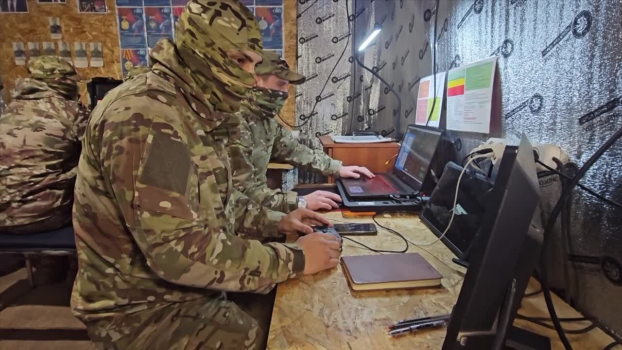 Расчет БПЛА «Supercam S350» Ивановских десантников вскрыл пункт управления БПЛА ВСУ на правом берегу Днепра Херсонской области