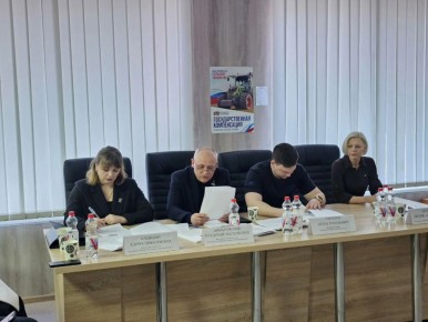 В Чаплинском муниципальном округе прошло заседание Совета депутатов: депутаты единогласно утвердили отчет Главы о работе за 2025 год