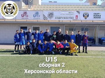 Сегодня сборная Херсонской области 2 провела свою предматчевую тренировку, настраиваясь на предстоящую игру в седьмом тур в Объединённом чемпионате "Содружество" по футболу