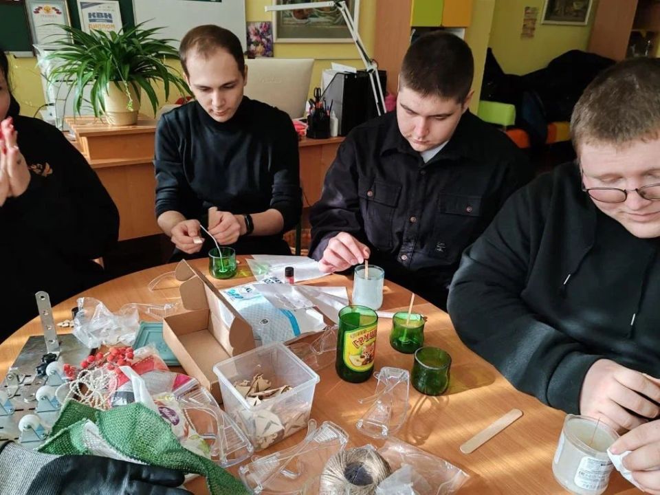 Экологический мастер-класс по созданию свечей прошел для студентов в ХГПУ Экологический мастер-класс по созданию свечей прошел для студентов в ХГПУ