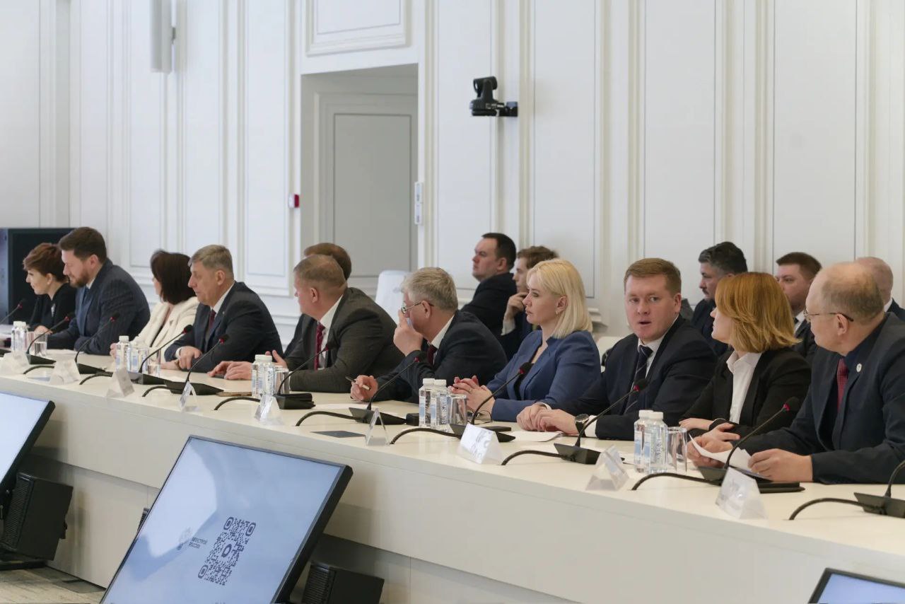 Глава Минстроя России Ирек Файзуллин принял участие в «Открытом диалоге» с главами муниципалитетов в рамках проектно-аналитической сессии Всероссийской ассоциации развития местного самоуправления Глава Минстроя России Ирек Файзуллин принял участие в «Открытом диалоге» с главами муниципалитетов в рамках проектно-аналитической сессии Всероссийской ассоциации развития местного самоуправления