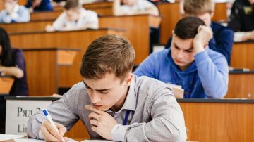 Девятиклассники будут устно сдавать экзамен по истории