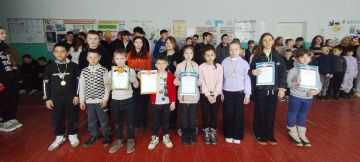 В Чернянской школе состоялось награждение учеников за активное участие в неделе физической культуры и спорта