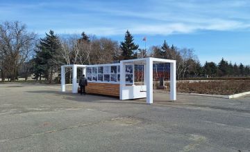 В Чаплинке открылась благоустроенная зона отдыха "Театральная площадь"