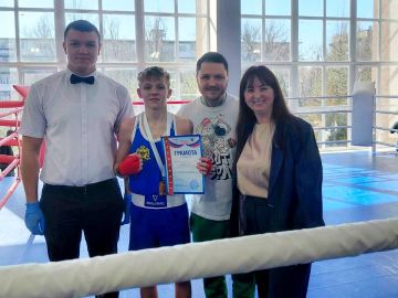 Спортсмены Херсонской области успешно выступили на открытом Первенстве и Чемпионате Запорожской области по боксу