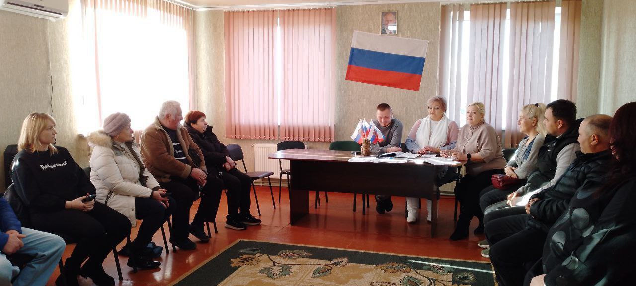 В селе Фёдоровка прошло рабочее межведомственное совещание, посвящённое реализации проекта-победителя конкурса Фонда президентских грантов «Спорт — это жизнь» В селе Фёдоровка прошло рабочее межведомственное совещание, посвящённое реализации проекта-победителя конкурса Фонда президентских грантов «Спорт — это жизнь»