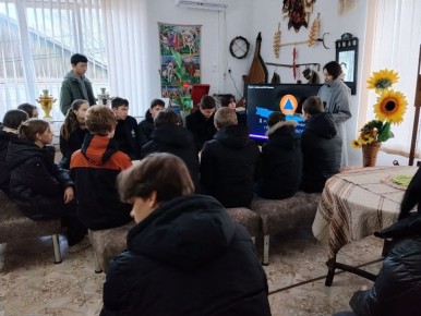 � ������������ ������������� ����� ������� ������ �� ���������� ��� ����������� �������