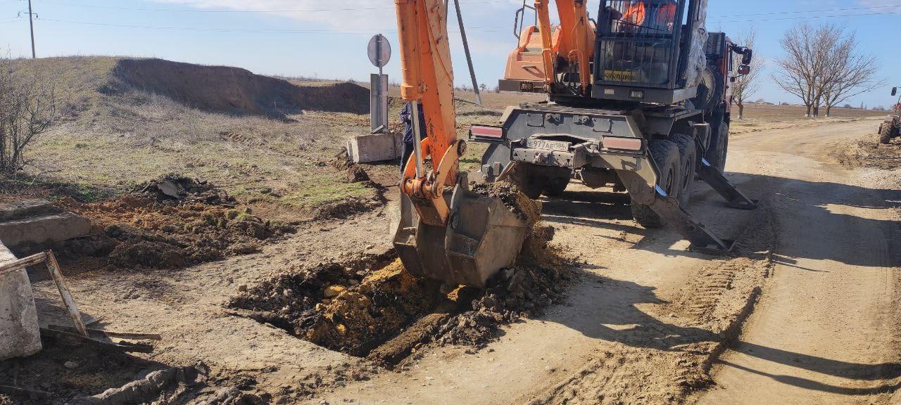 «Херсон Автодор» оперативно устранили последствия обвала мостового перехода «Херсон Автодор» оперативно устранили последствия обвала мостового перехода