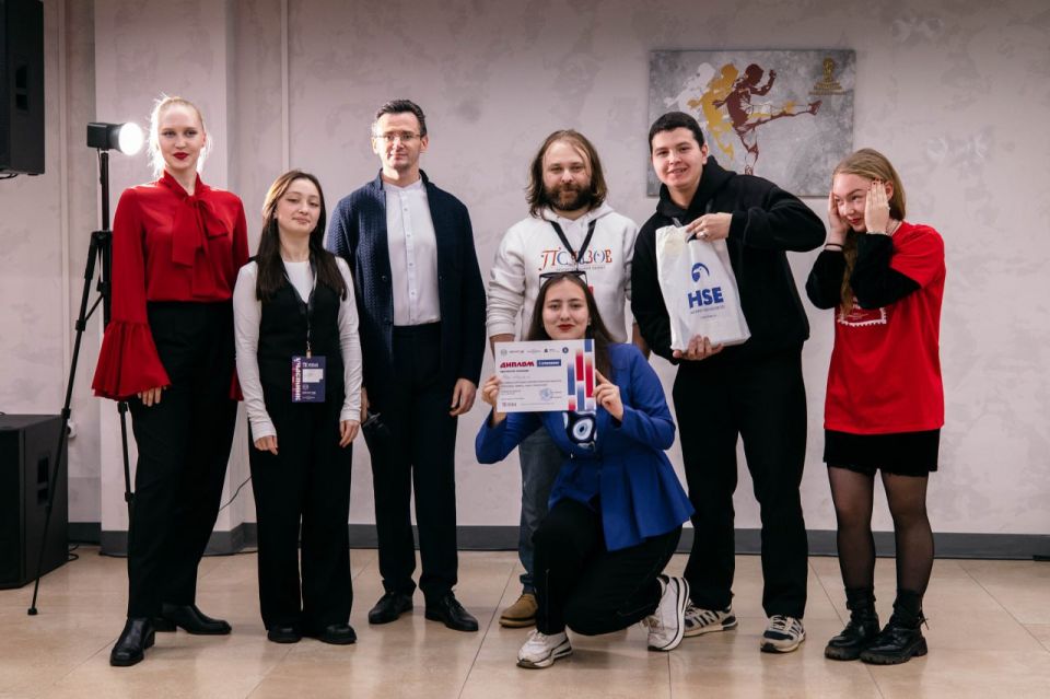 Стартовал приём заявок на грантовый конкурс Росмолодёжь.Гранты среди НКО Стартовал приём заявок на грантовый конкурс Росмолодёжь.Гранты среди НКО
