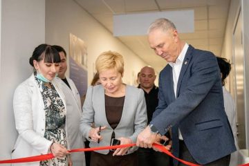 В Геническе после масштабного капитального ремонта открылась поликлиника