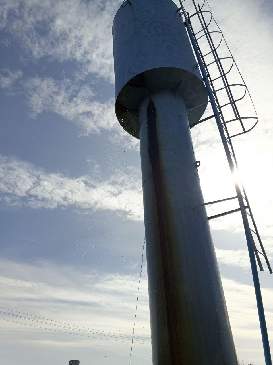 Рязанцы помогли отремонтировать водопровод в селе Шевченко Рязанцы помогли отремонтировать водопровод в селе Шевченко