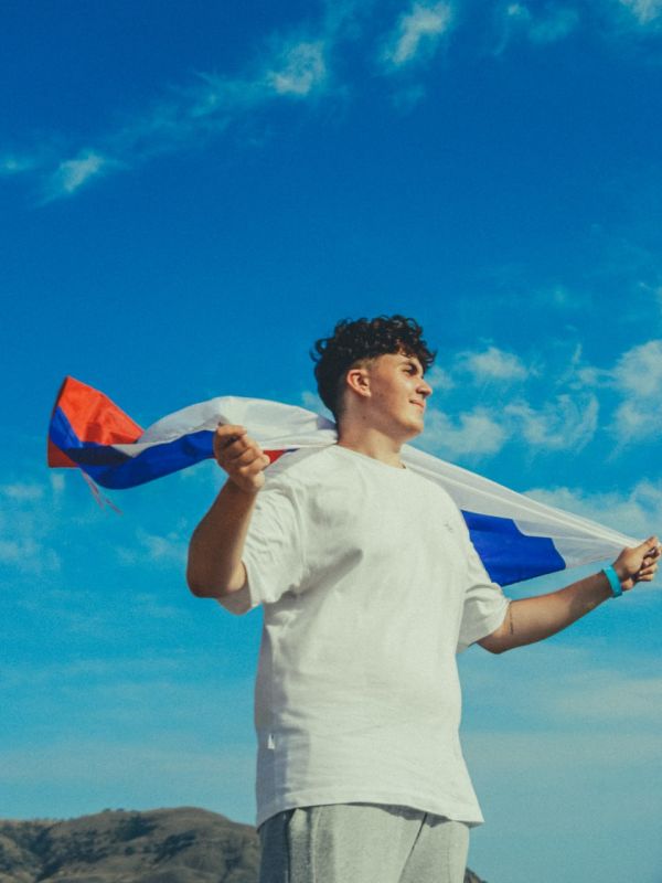 Внимание! Творчество рождается здесь: на фестивале молодого искусства «Таврида.АРТ» Внимание! Творчество рождается здесь: на фестивале молодого искусства «Таврида.АРТ»