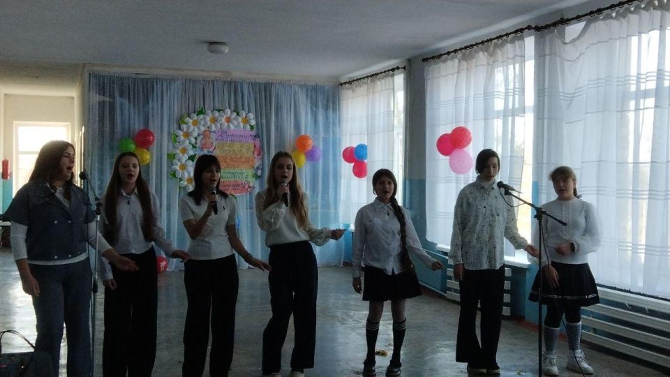 В школе Великолепетихского округа прошло мероприятие, посвященное 8 Марта В школе Великолепетихского округа прошло мероприятие, посвященное 8 Марта