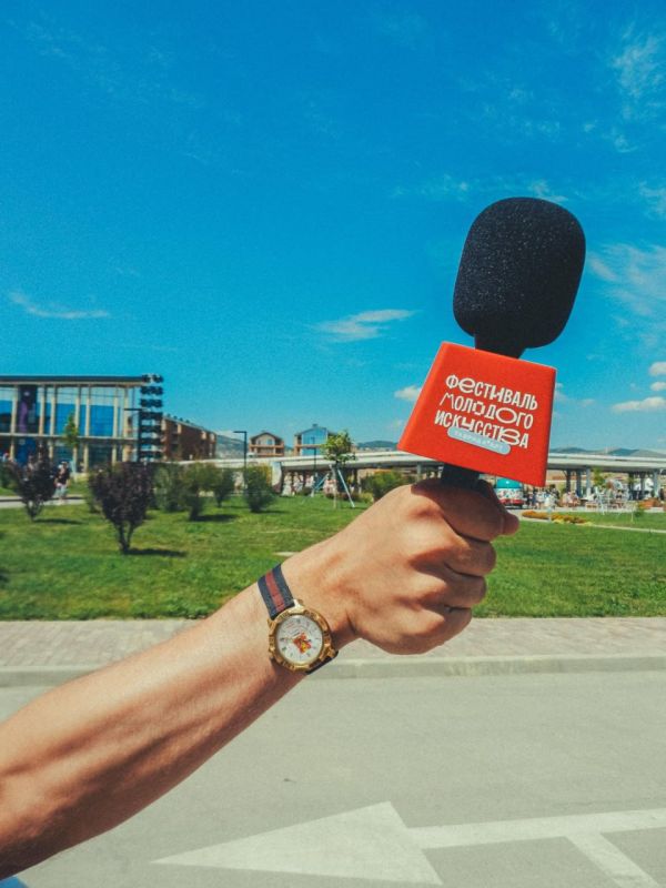 Точка притяжения творцов: фестиваль «Таврида.Арт» Точка притяжения творцов: фестиваль «Таврида.Арт»