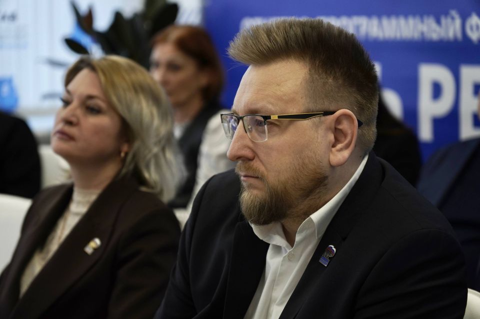 Сотрудники Движения Первых Херсонской области посетили форум «Единой России» Сотрудники Движения Первых Херсонской области посетили форум «Единой России»