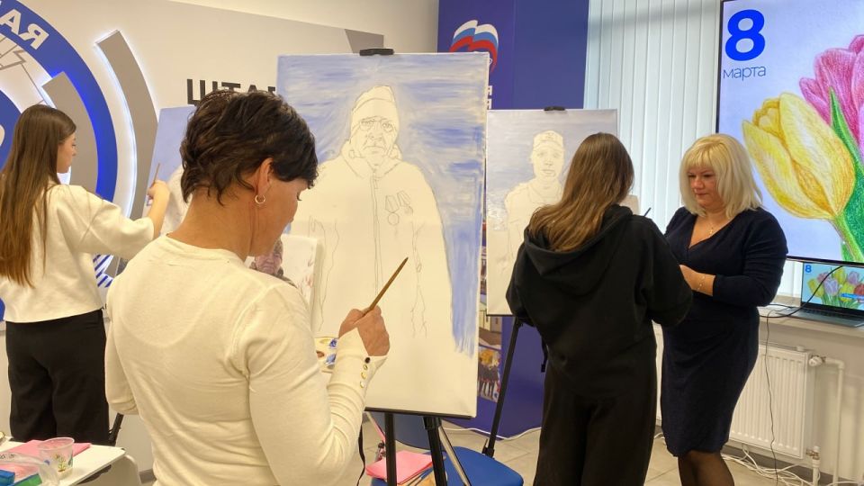 Владимир Сальдо: Накануне 8 Марта в штабе «Единой России» в Геническе провели встречу для жён, мам и сестёр наших бойцов Владимир Сальдо: Накануне 8 Марта в штабе «Единой России» в Геническе провели встречу для жён, мам и сестёр наших бойцов
